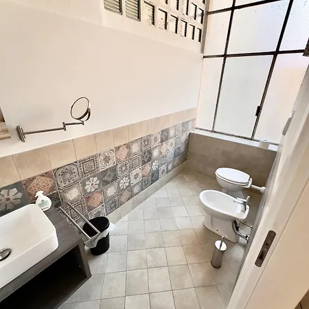 Lungarno Guest house *