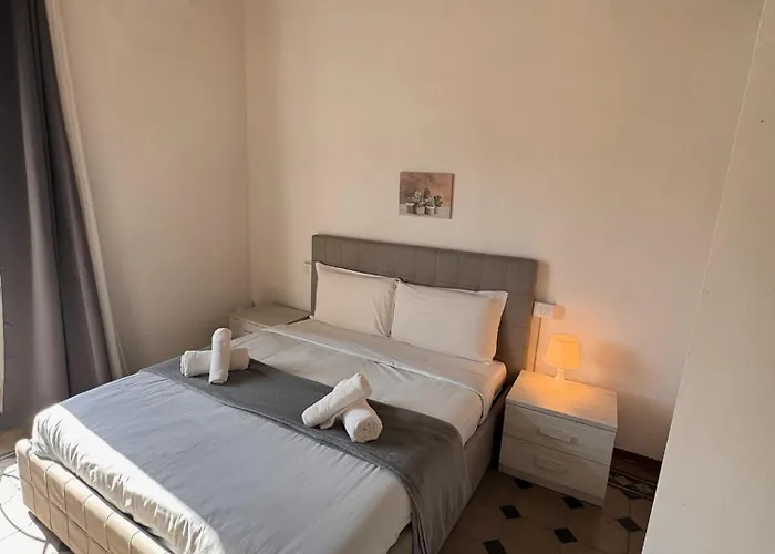 Lungarno Pensión 3*